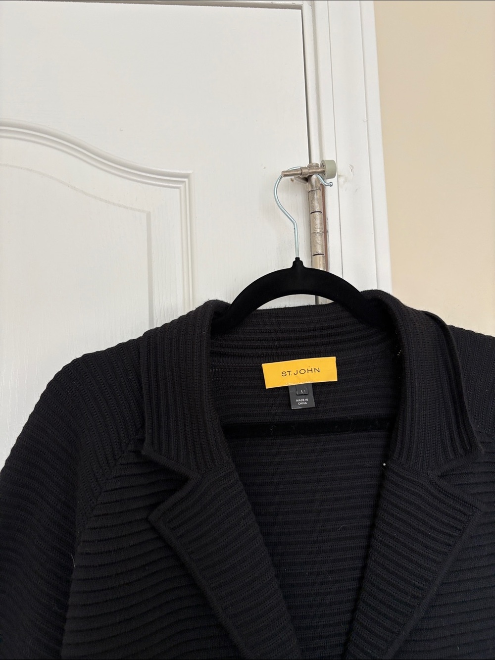 St. John Yellow Label 100% Wool Black Button Down Cardigan Top - Picture 2 of 7
